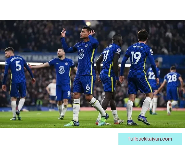 英超豪门排行持续变化，曼联状态回暖有所期待